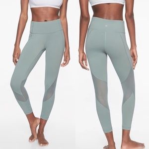 Athleta Eclipse 7/8 Legging M